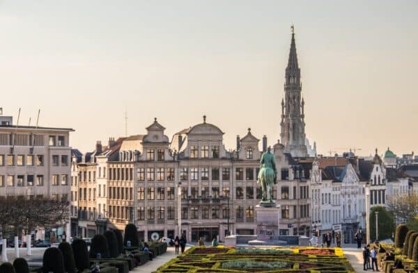 Comment se rendre en Belgique depuis la France : guide complet