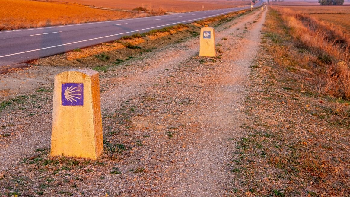 chemin de compostelle combien de km par jour